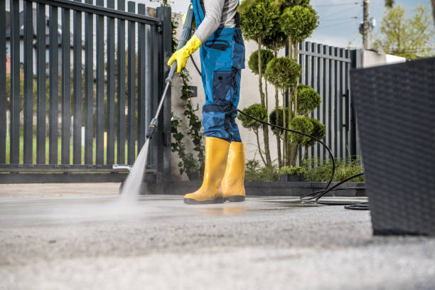 Best Parking Lot and Garage Cleaning  in Edna, TX